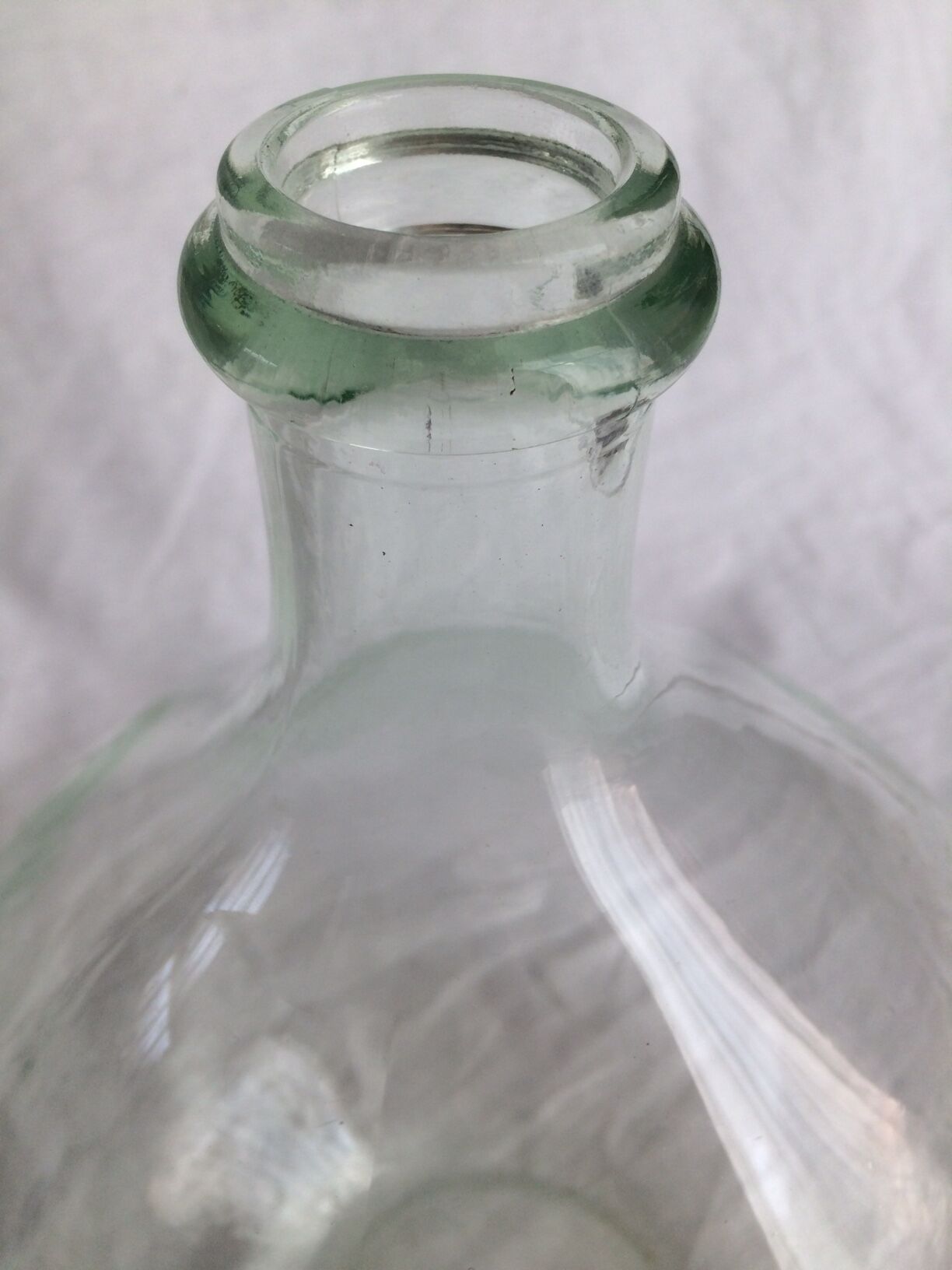 Transparent demijohn of 12L