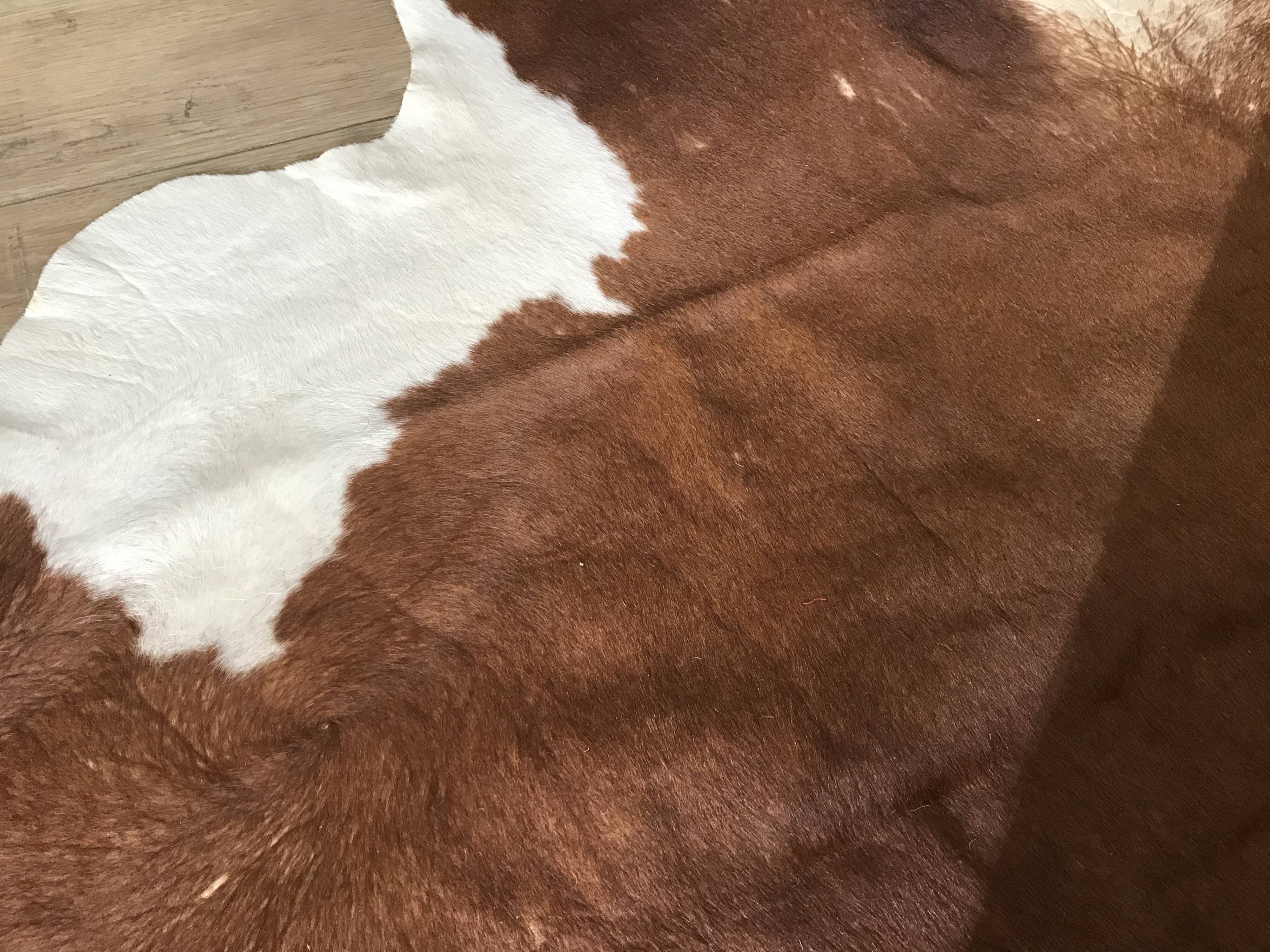 Vintage cowhide 225x170cm