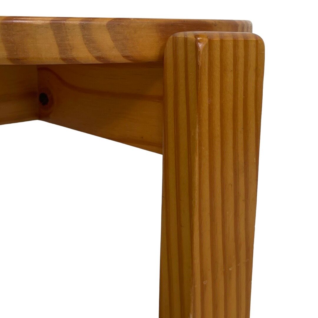 Mid century pinewood stool, 1960s minimalistic design