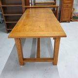 LOT Solid Oak Country Table and 6 Straw Seated Chairs