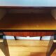 Paire de tables de chevet vintage