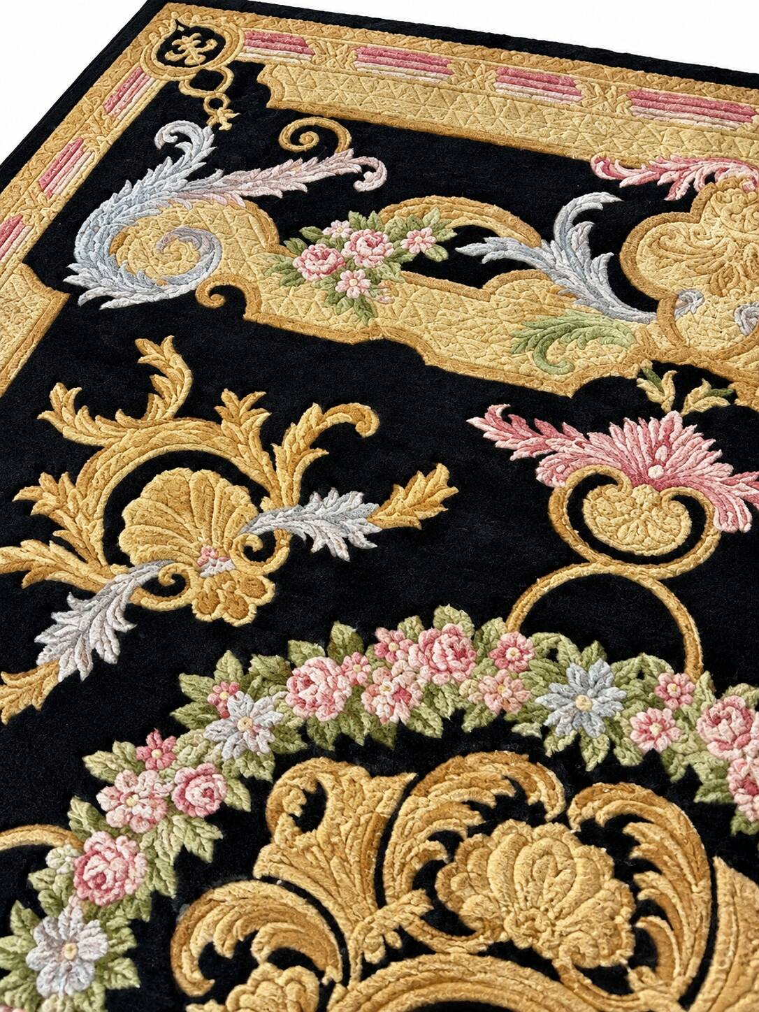Important Savonnerie tapestry – CNA – India – around 1960 – 350