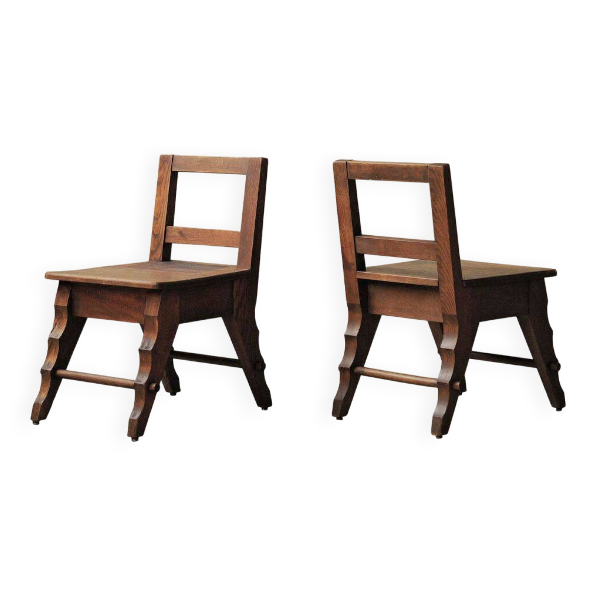 Paire de chaises Modernistes en chêne massif, vers 1940