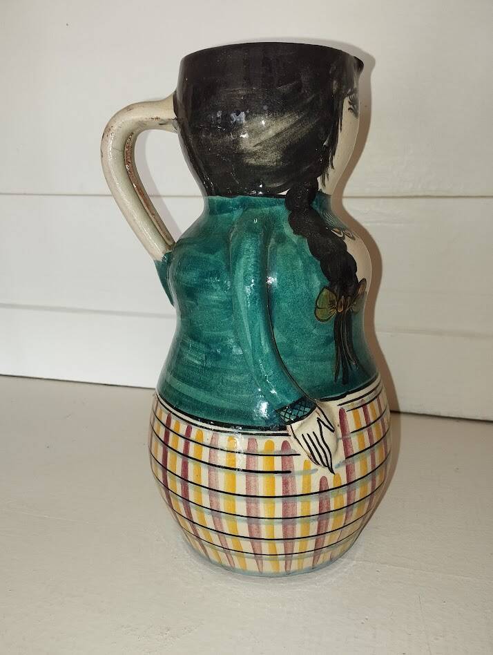 Vintage figurative pitcher in glazed terracotta – Female character