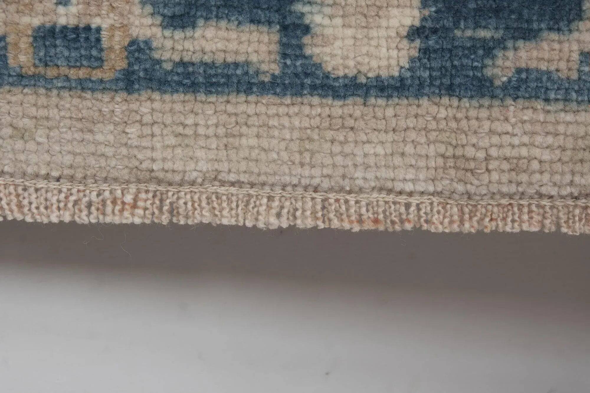 Vintage handmade Turkish rug 138x258 cm