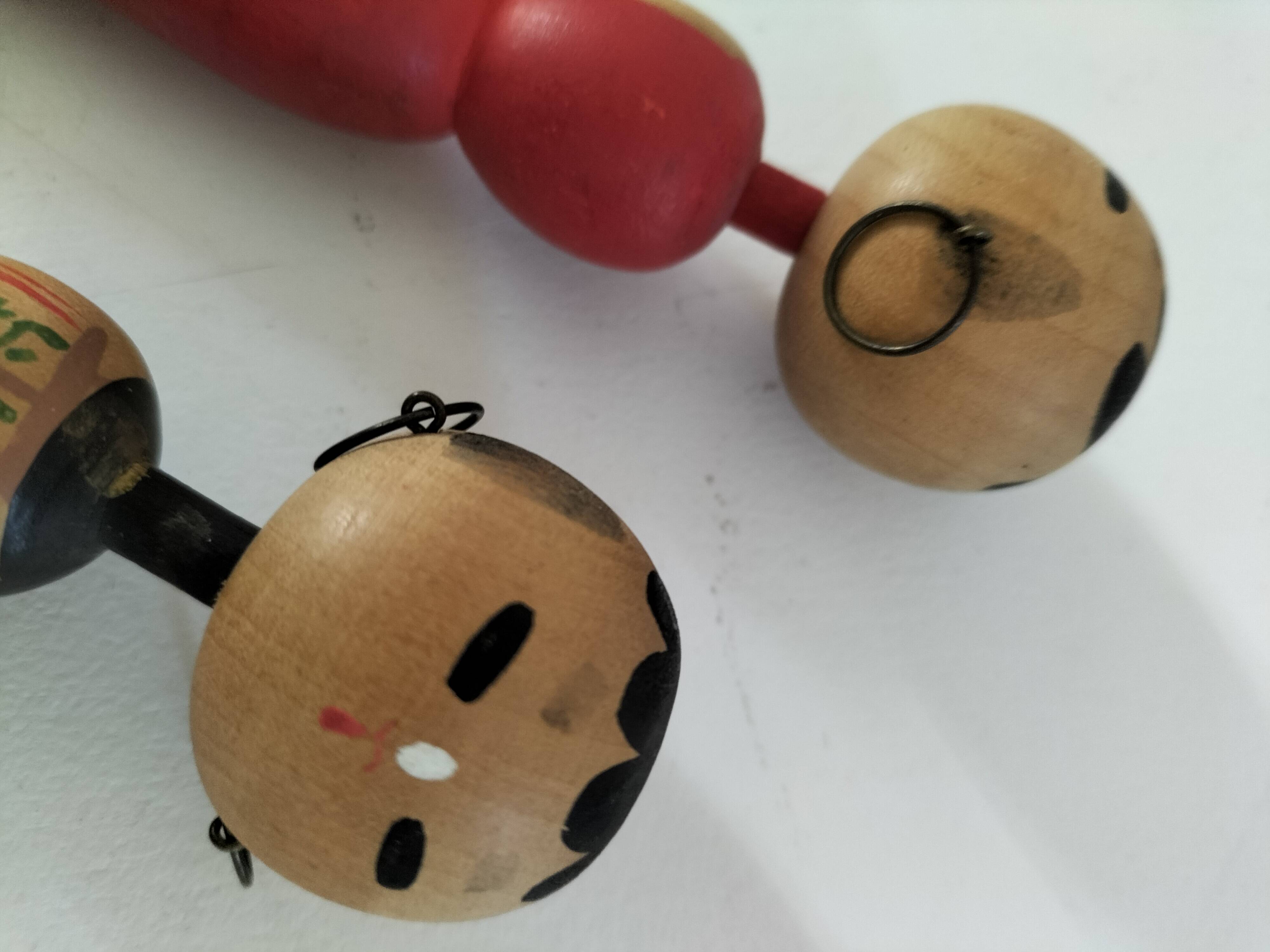 Pair of Japanese Kokeshi dolls - 1950s-1970s