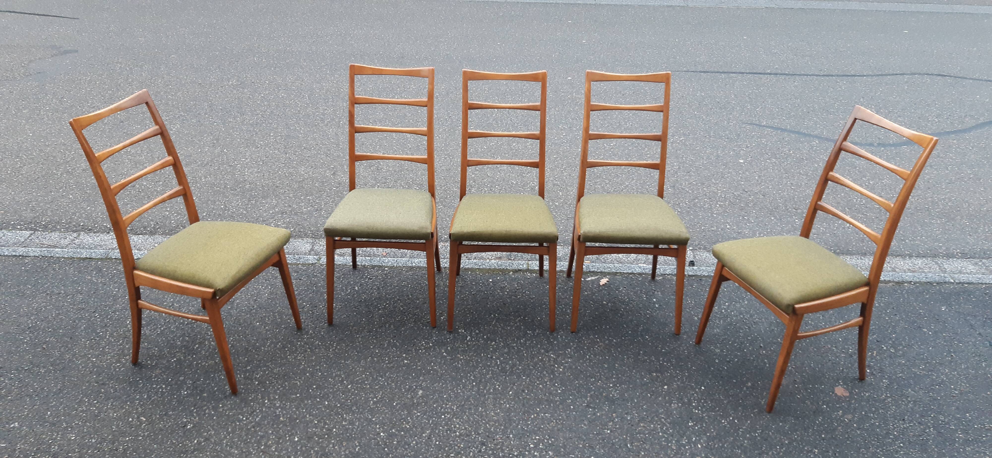 Set of 5 vintage chairs