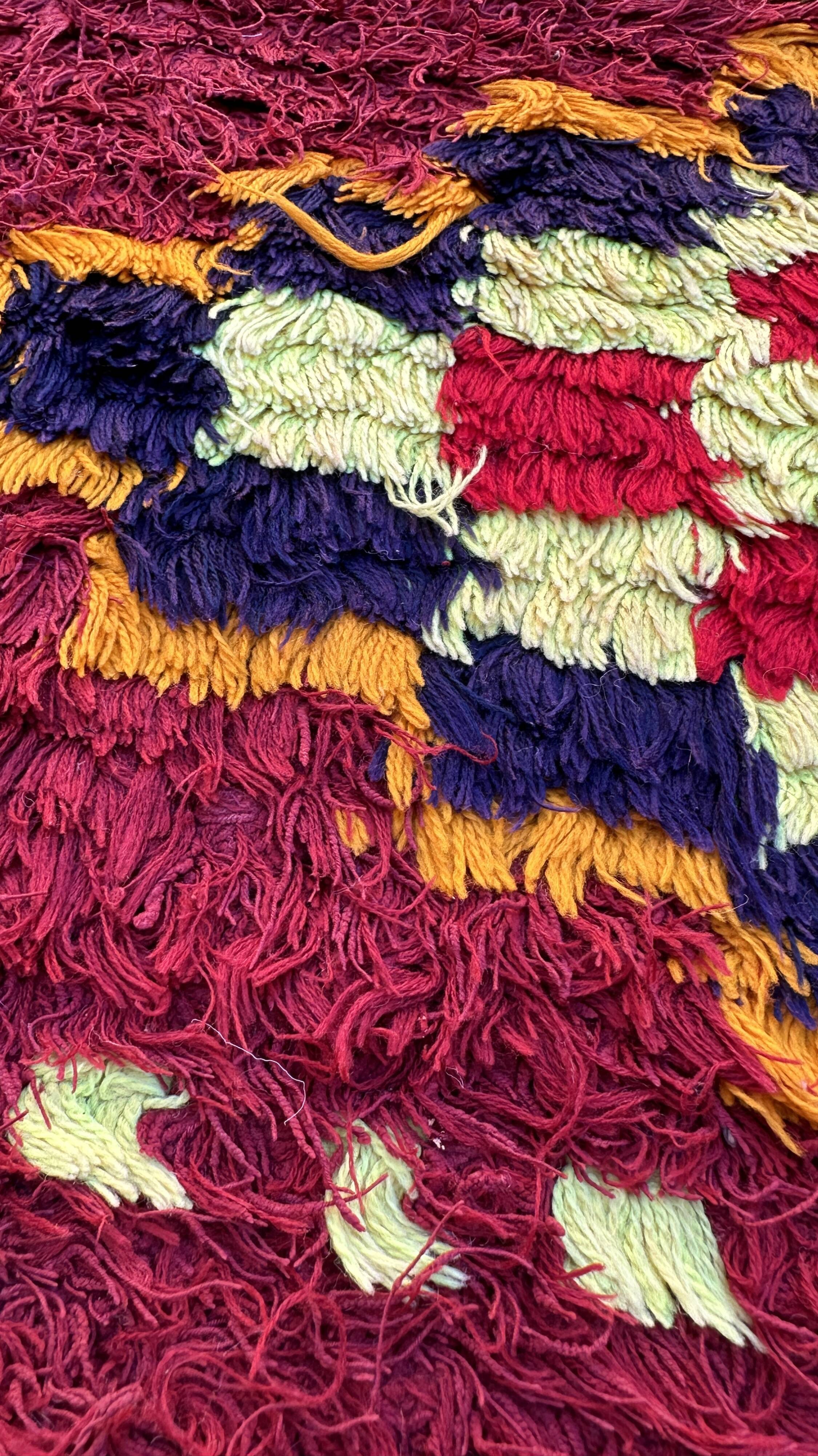 Colorful Moroccan rug - 143 x 285 cm