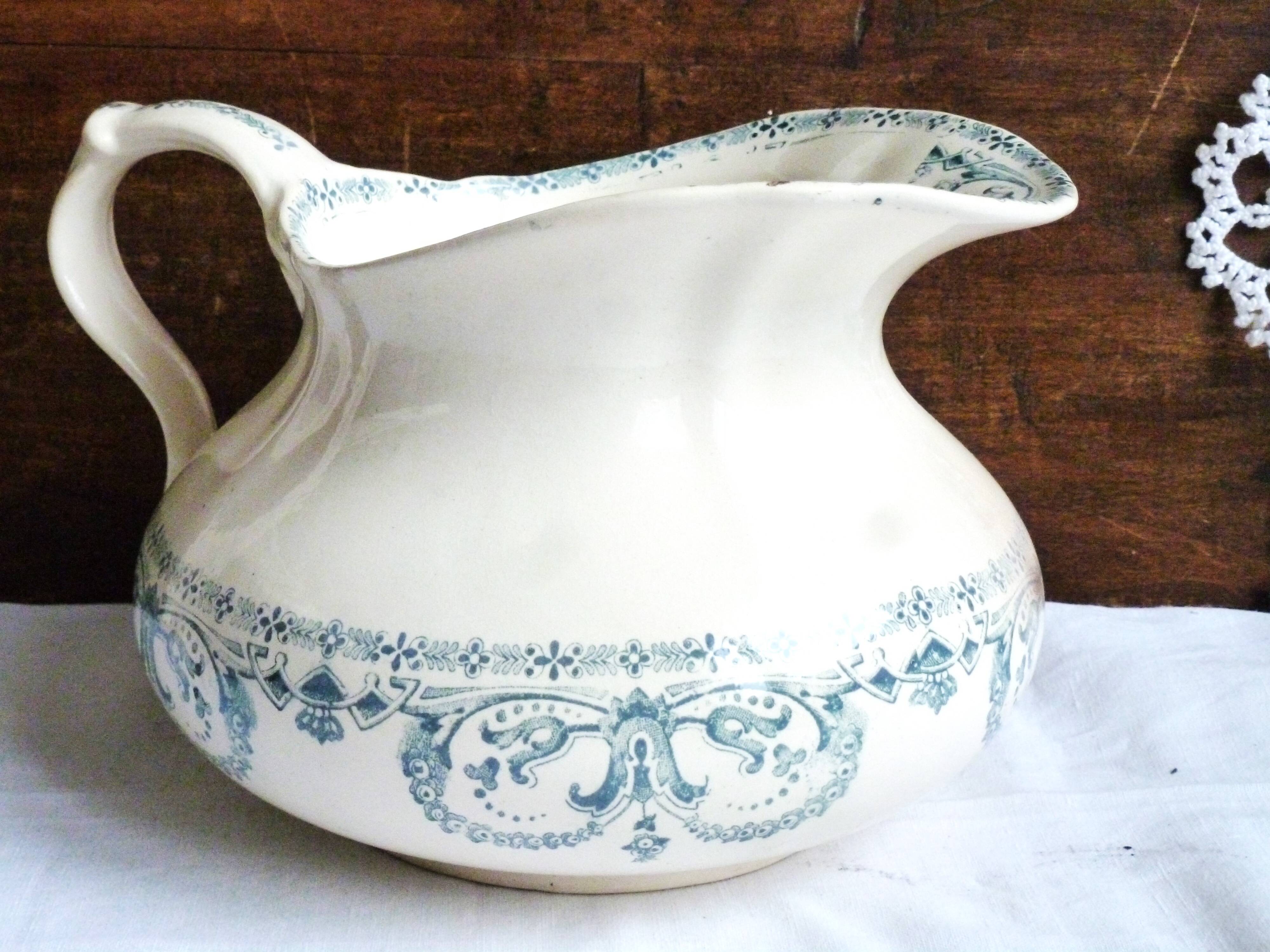 Vintage ceramic bath jug, bath pitcher, bathroom decor.