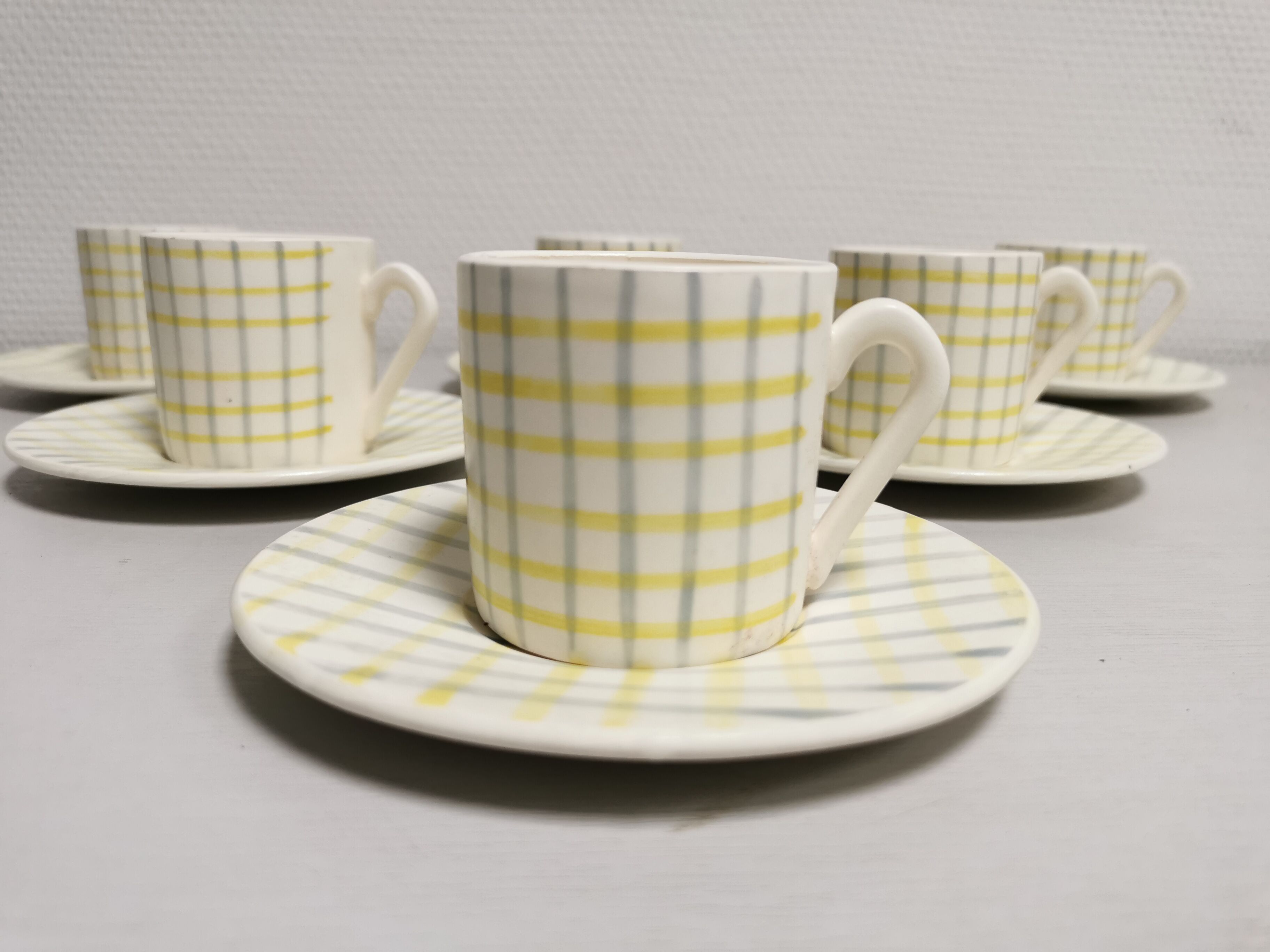 Service of 6 coffee cups and cassocks. faience of salins france . vintage ceramic 50s 60s
