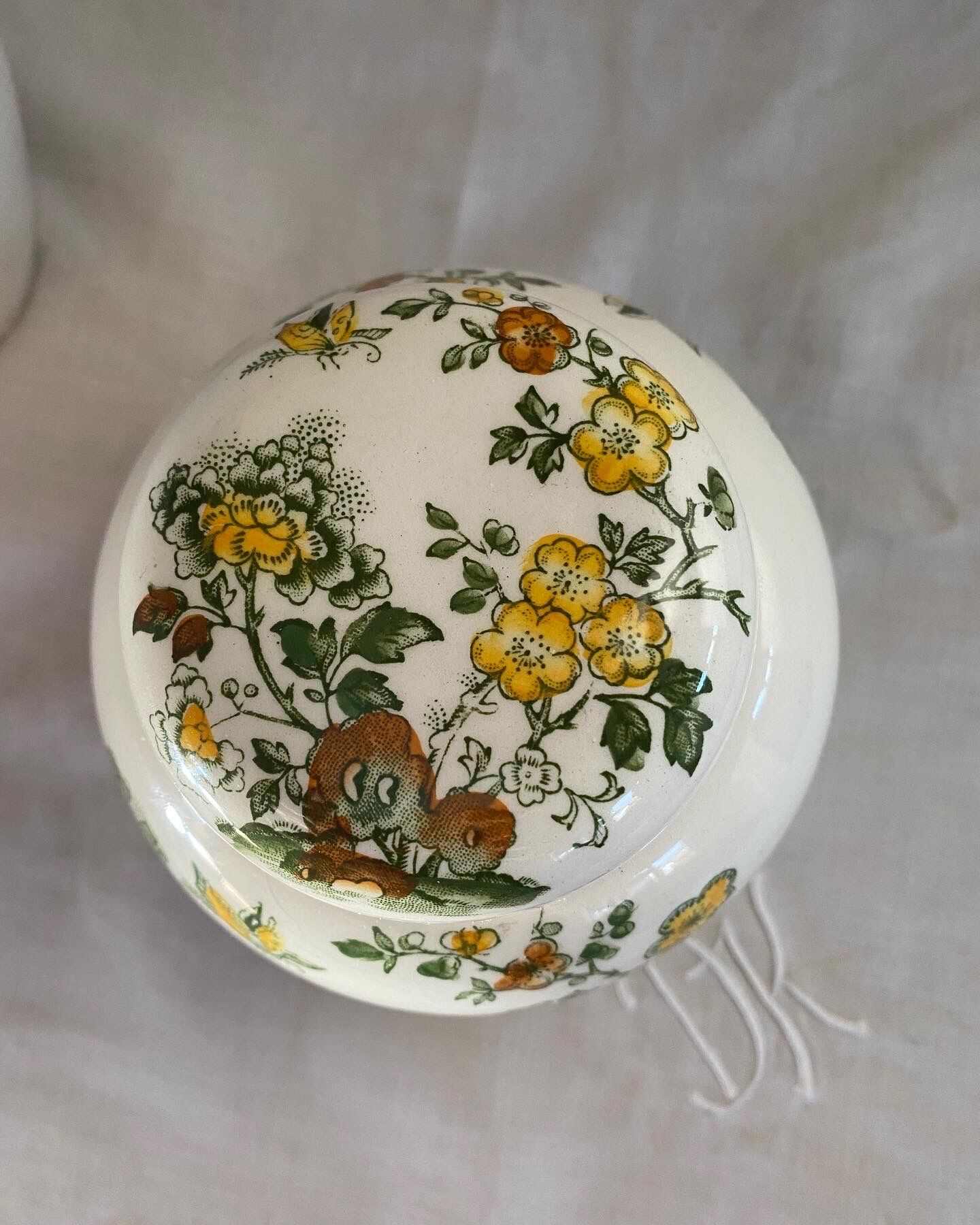 Mason's stamped tea pot or candy box