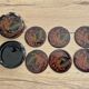Round box and its 6 lacquered wooden coasters hand-painted.
