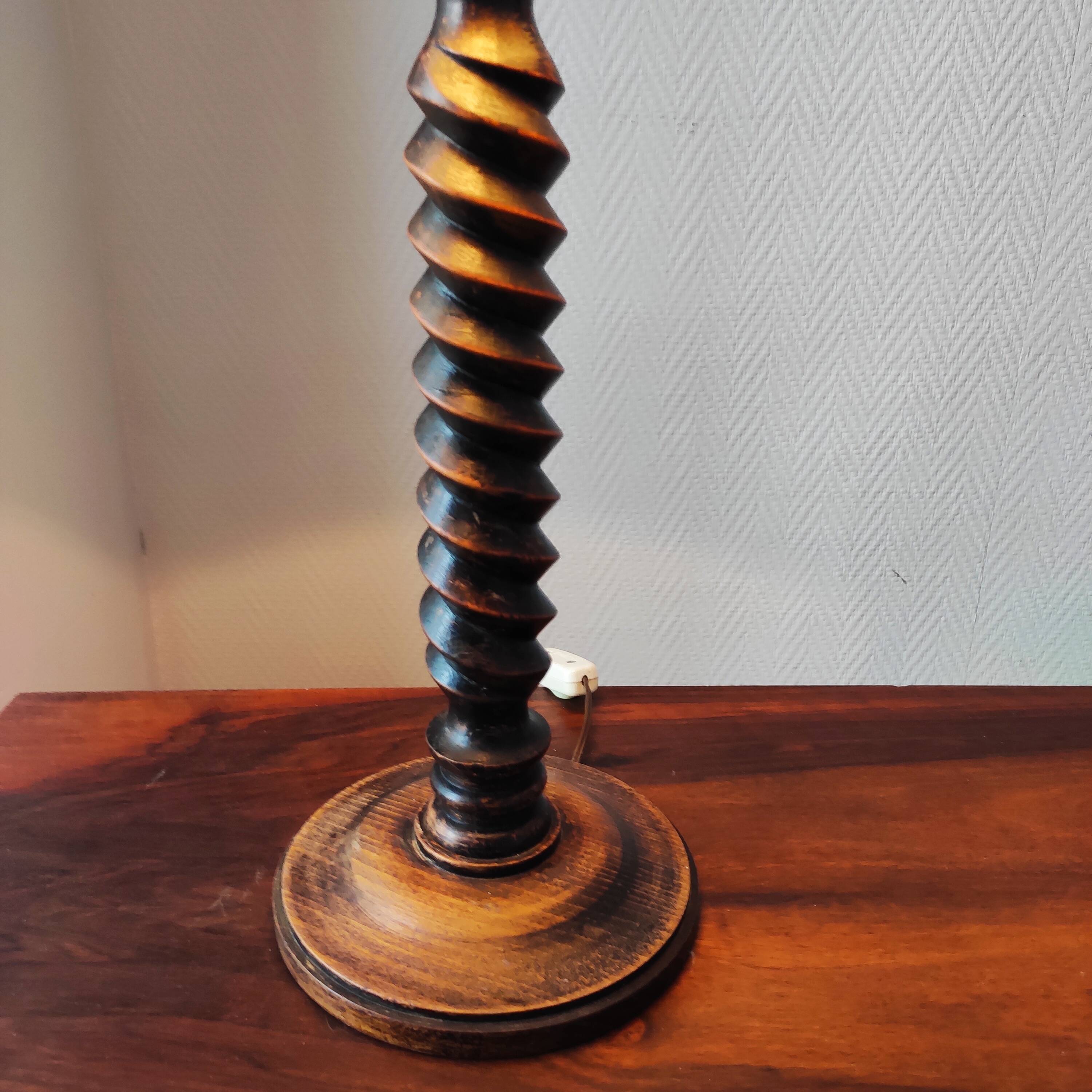 Vintage French lamp 1950/60 in turned wood