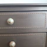 Antique chest of drawers