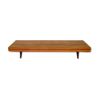 Enfilade basse en noyer 4 tiroirs et pieds compas