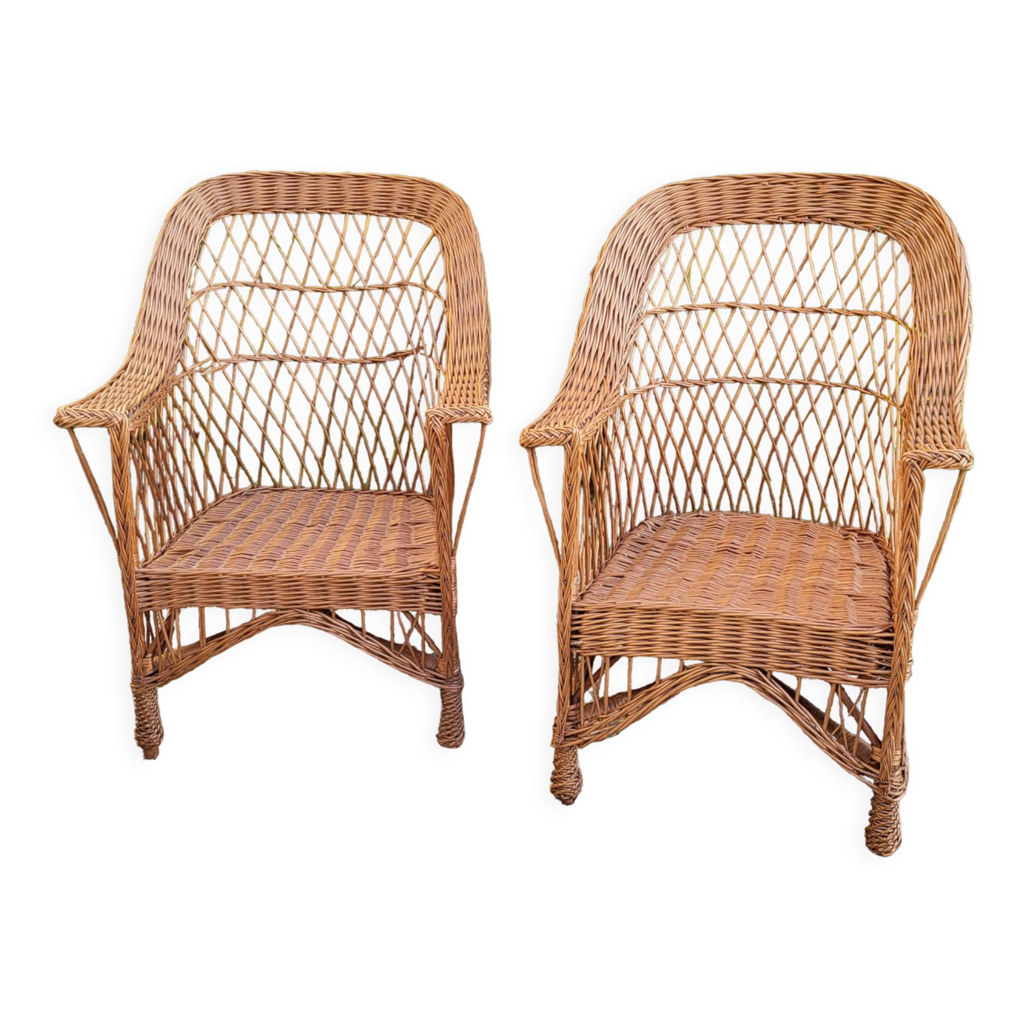 Pair of wicker armchairs