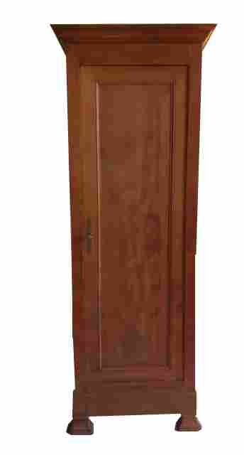 Wardrobe closet a door