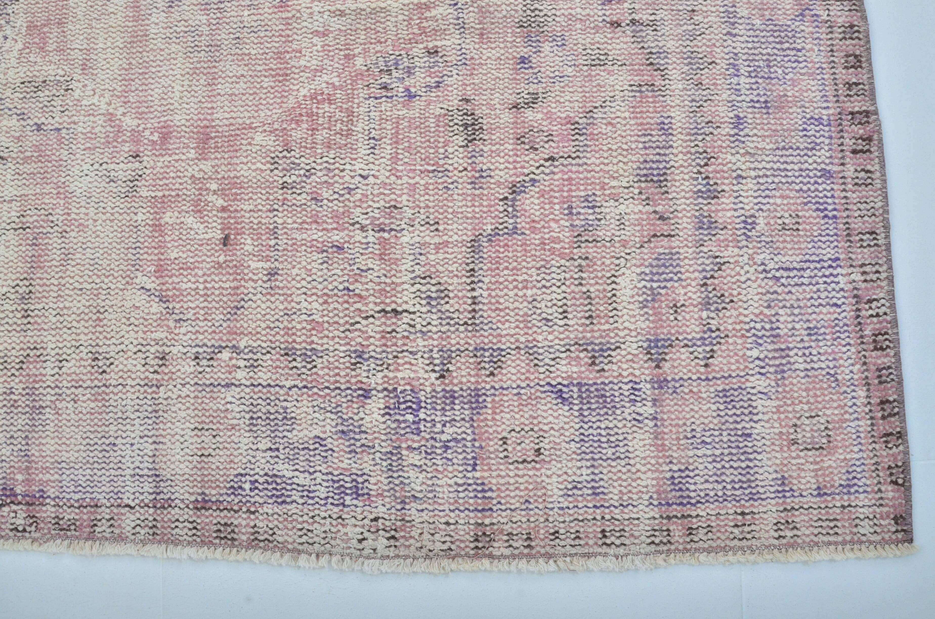 Vintage Pink Floral Wool Carpet sku 3210