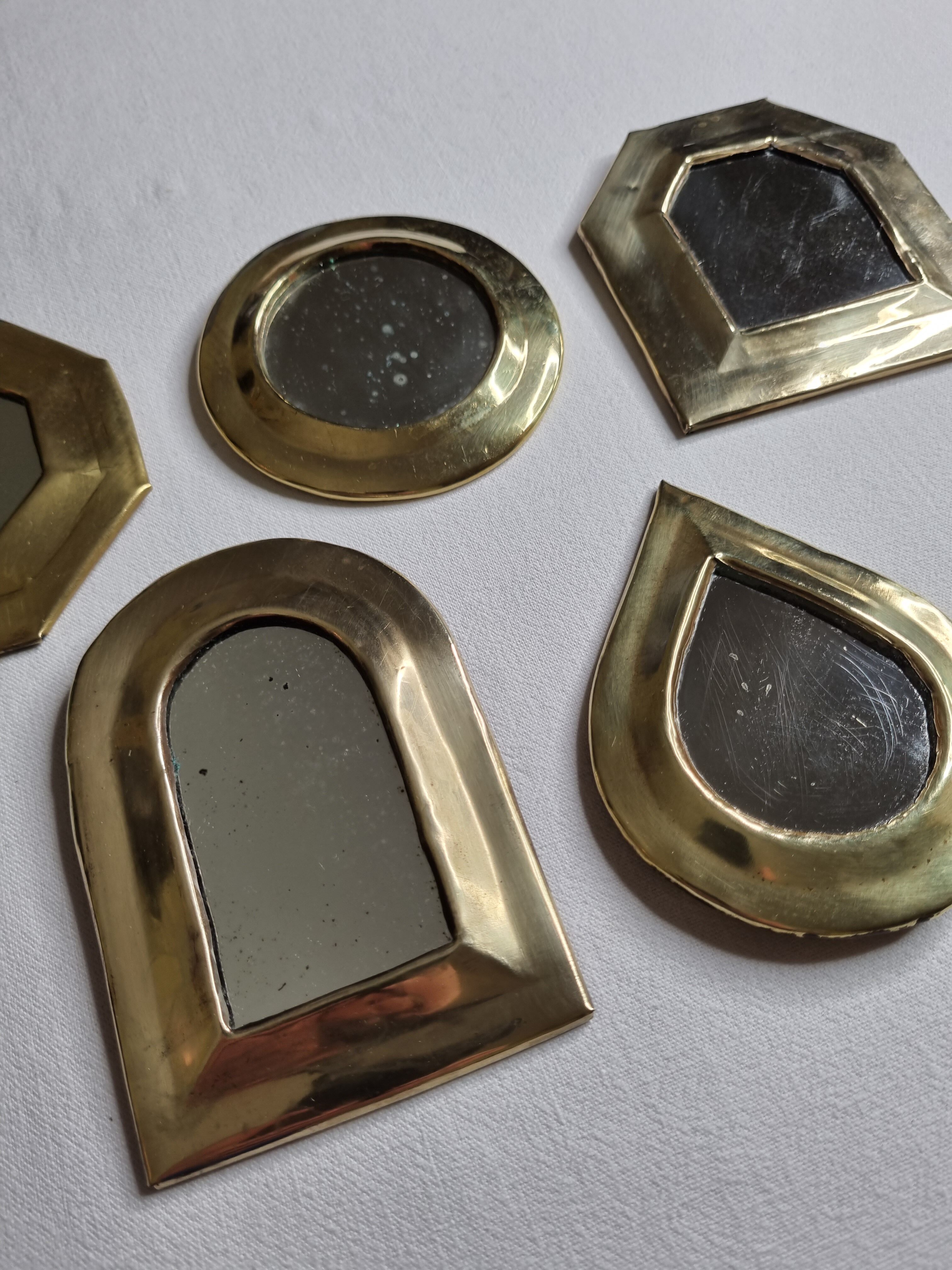 Ensemble de 5 miroirs marocains en laiton vintage 9x9cm