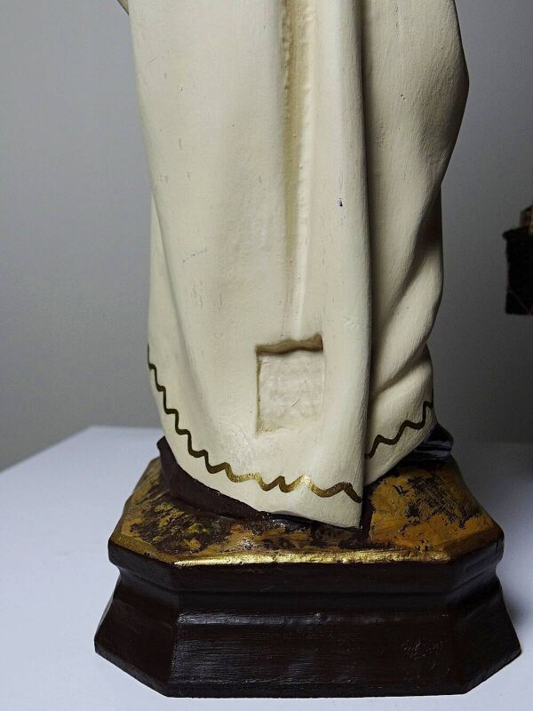 Statuette stuc ND du Mont Carmel, ateliers Olot, yeux en verre, 1920-1930