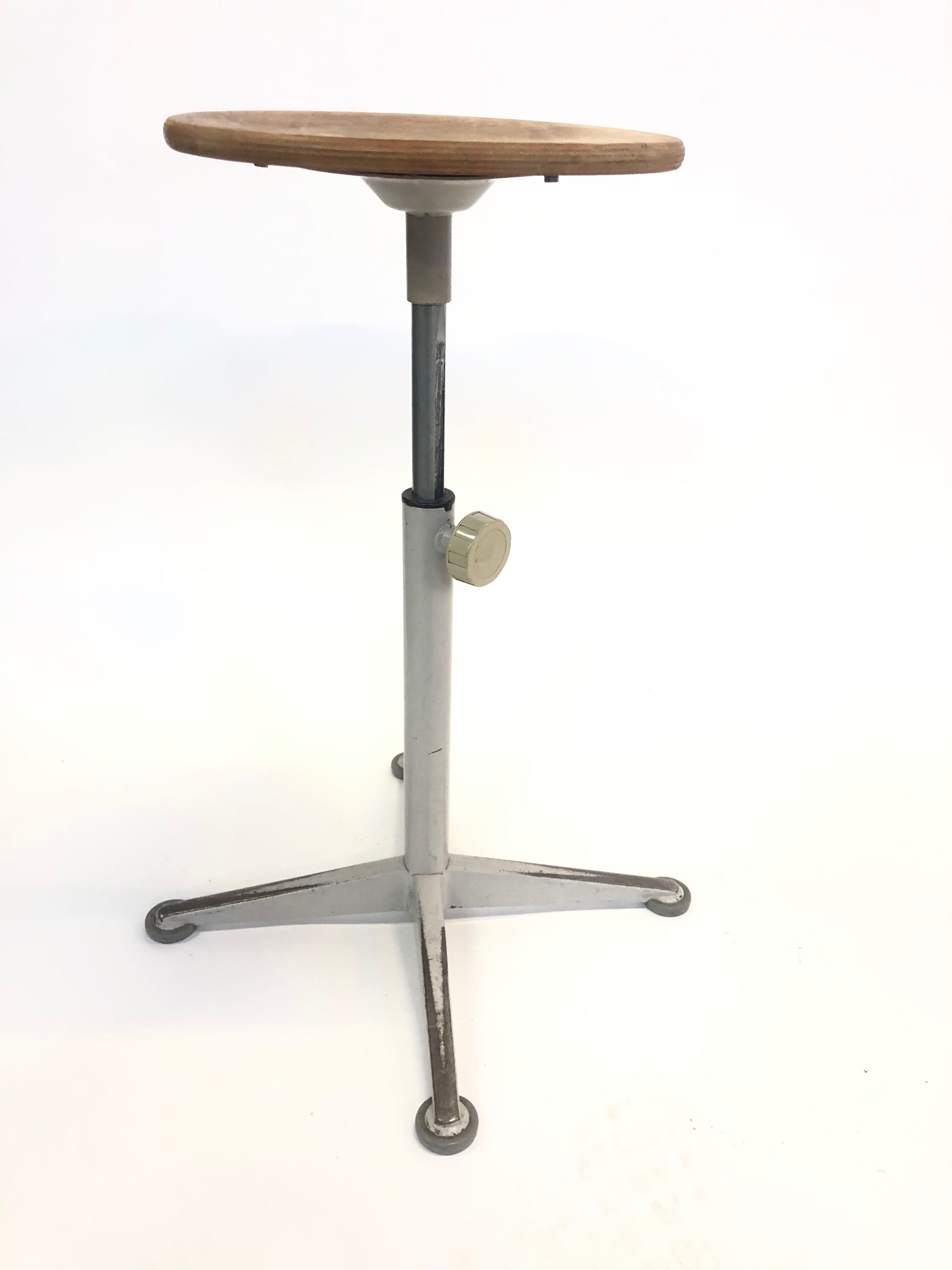 Stool by Friso Kramer Ahrend de Cirkel