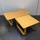 Série de deux tables basses scandinaves en hêtre vernis