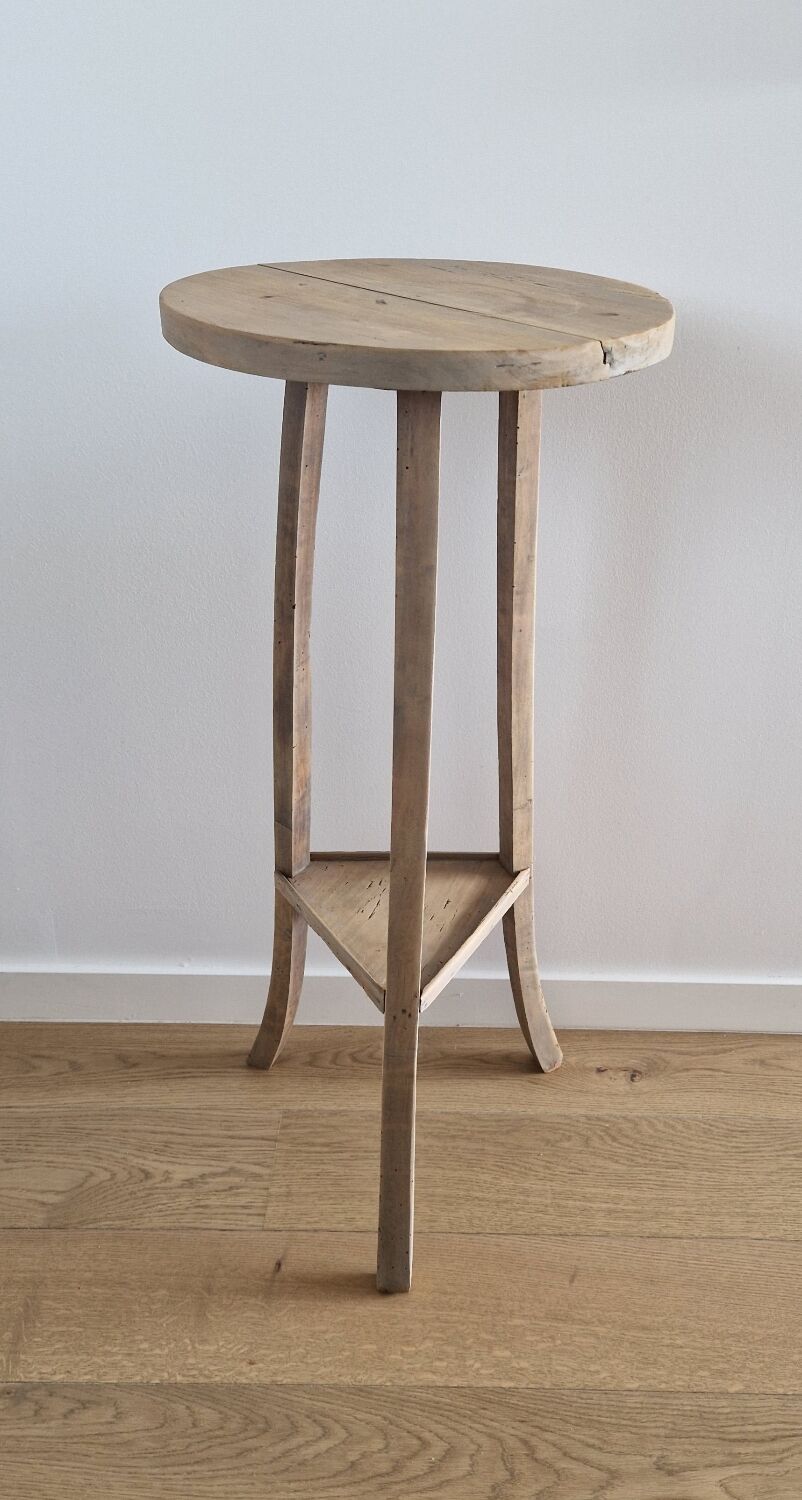 Old pedestal table driftwood