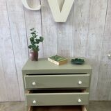 Vintage chest of drawers