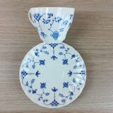 2 cups & saucers faience english