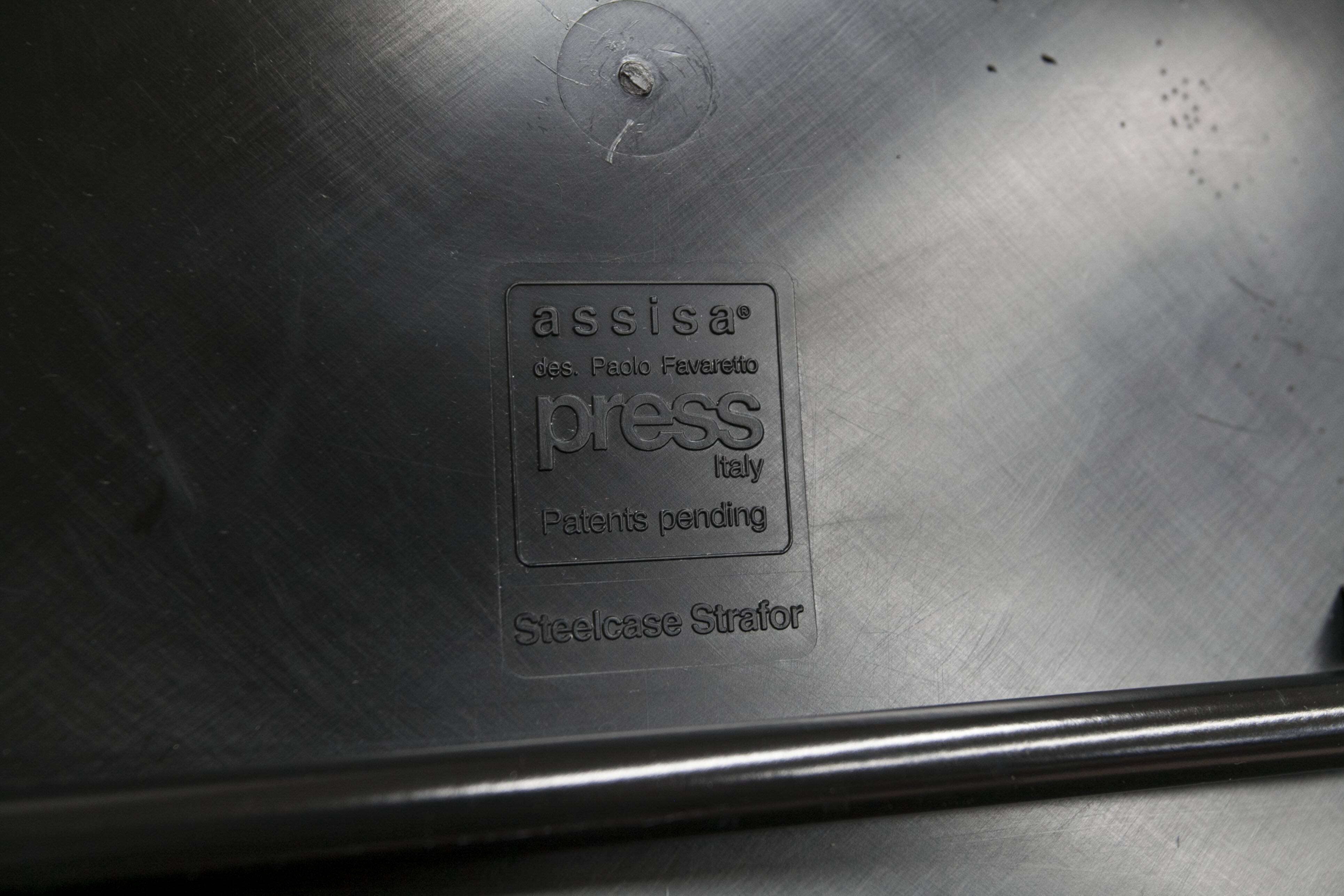 Paolo Favaretto Airborne Steelcase Strafor Chair 1989