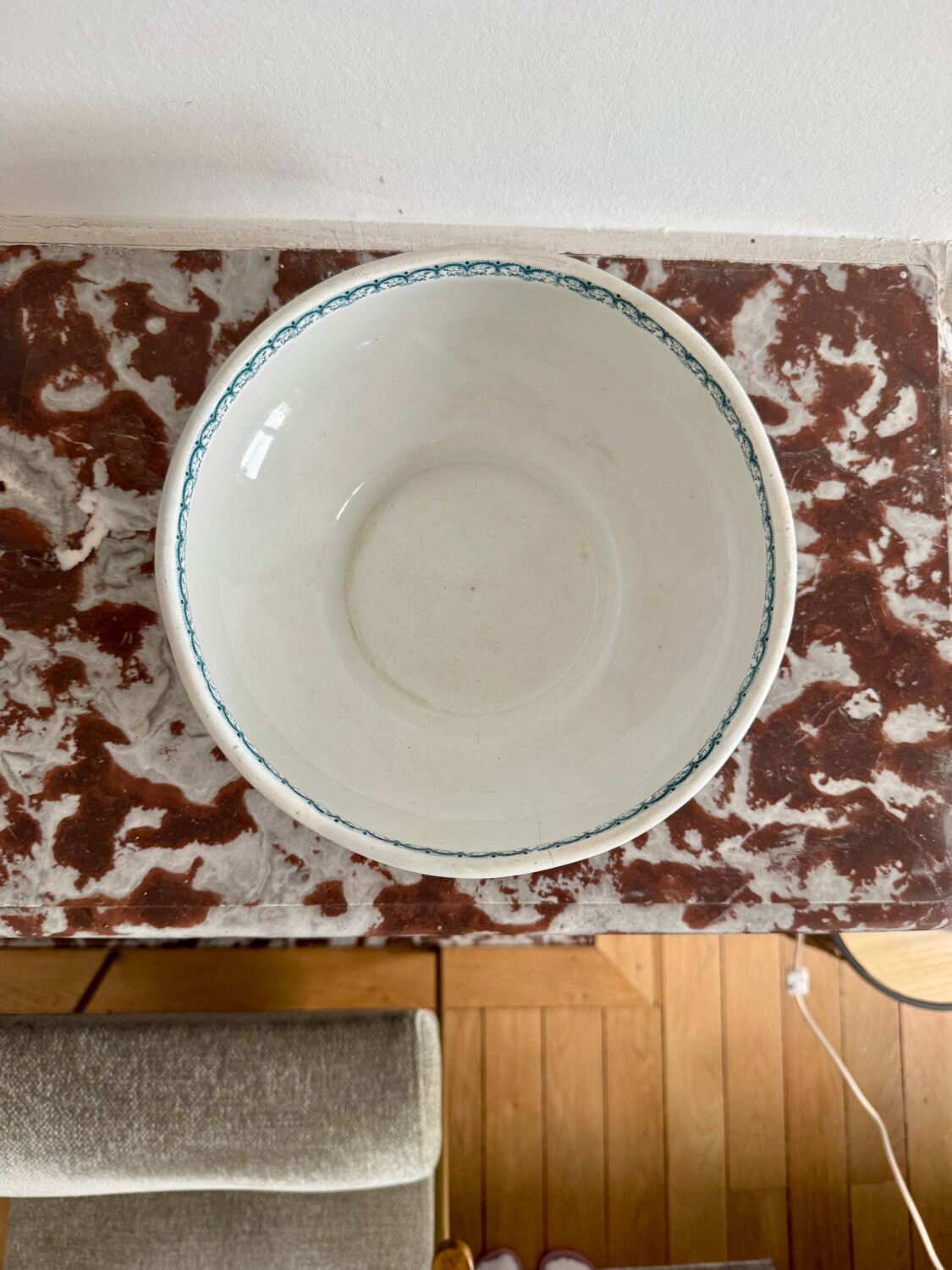 Bottom of the St Amand soup tureen 🥣