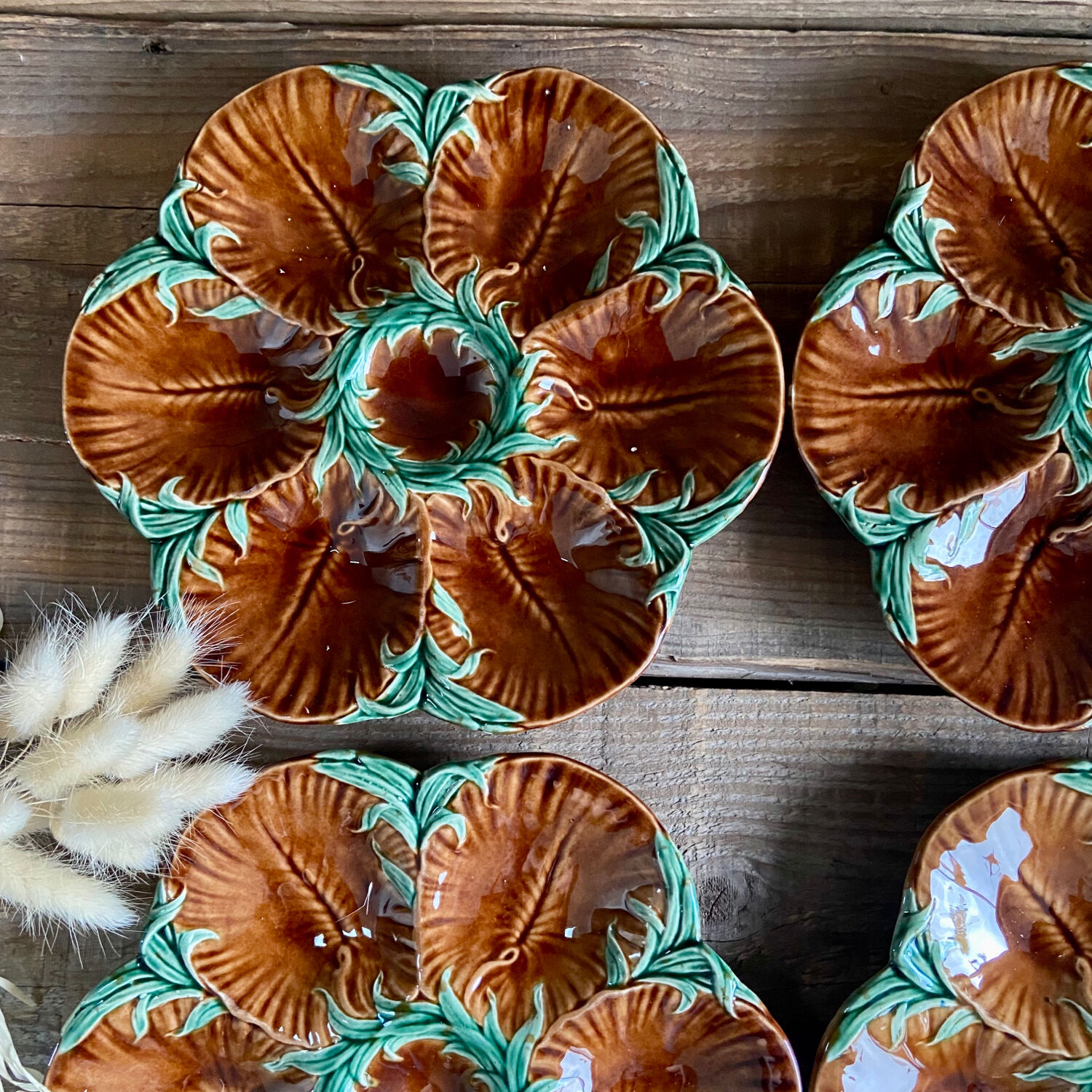 4 vintage slurry oyster plates