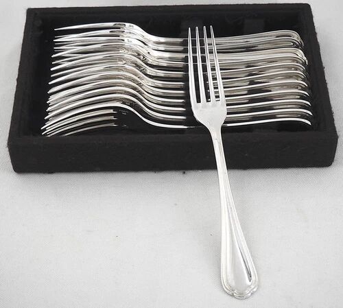 Christofle Spatours 12 table forks, 20.7 cm, silver-plated metal in perfect condition.