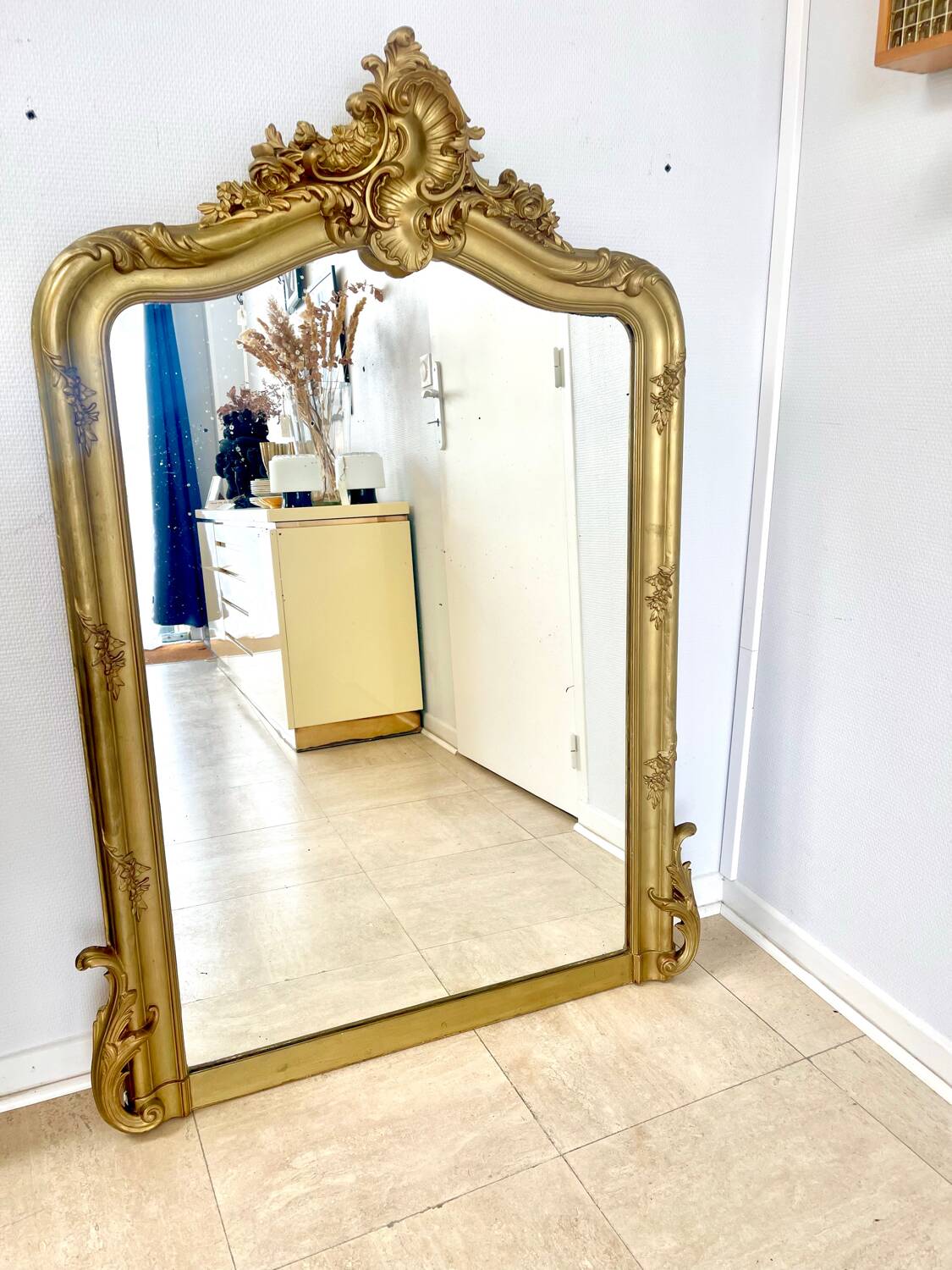 Large gold mirror in Louis XV style - 130 x 90 cm