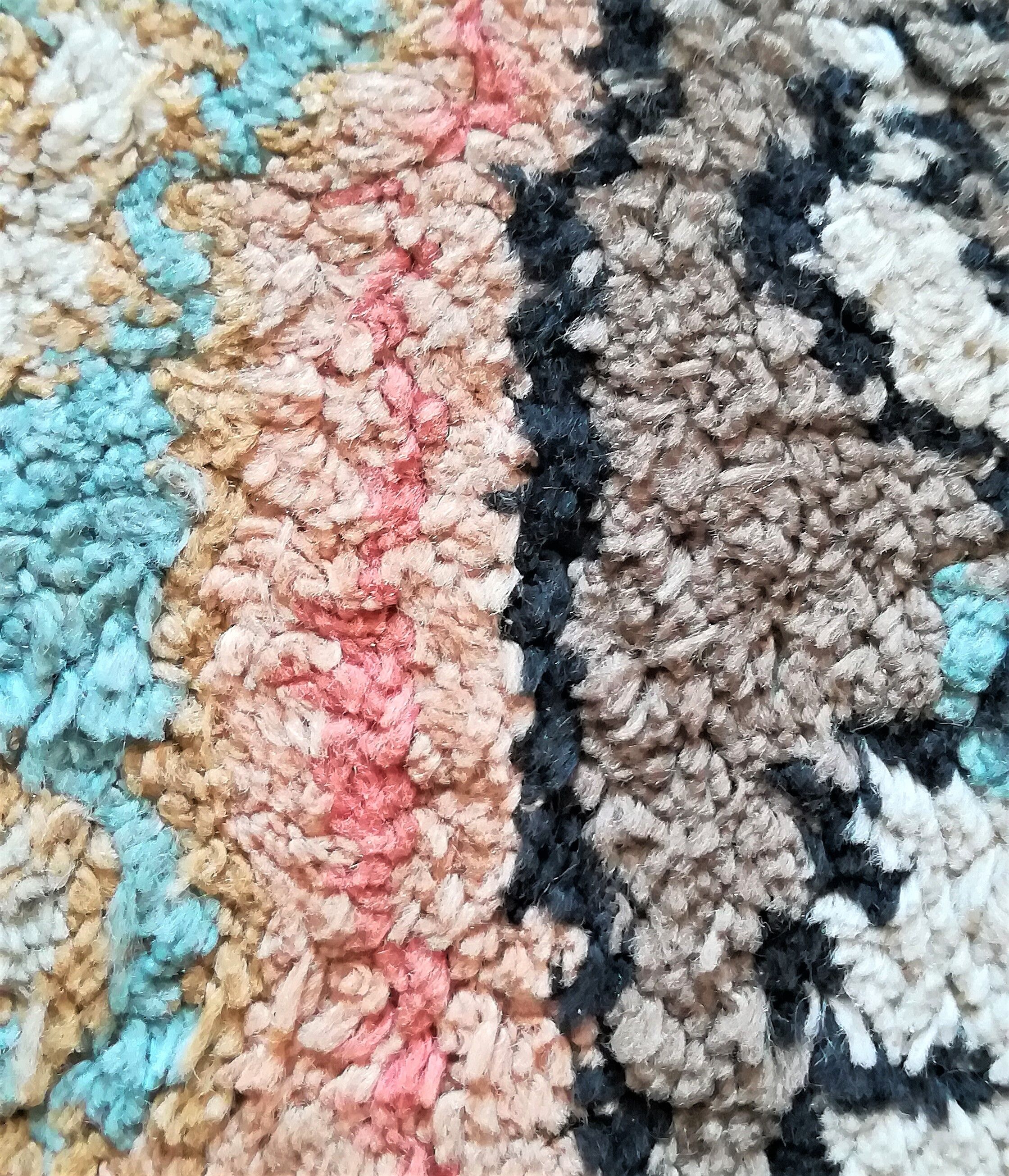 Silk cashmere rug pastel tones floral patterns India Kashmir vintage 181 cm x 286 cm