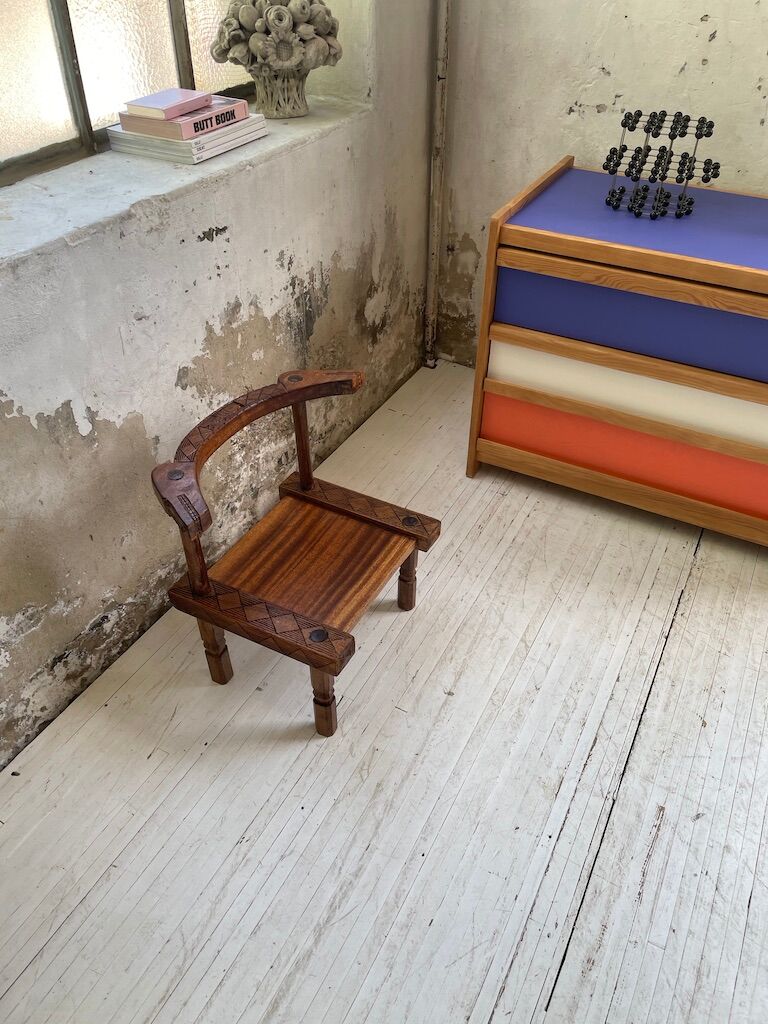 Low chair côte d'ivoire