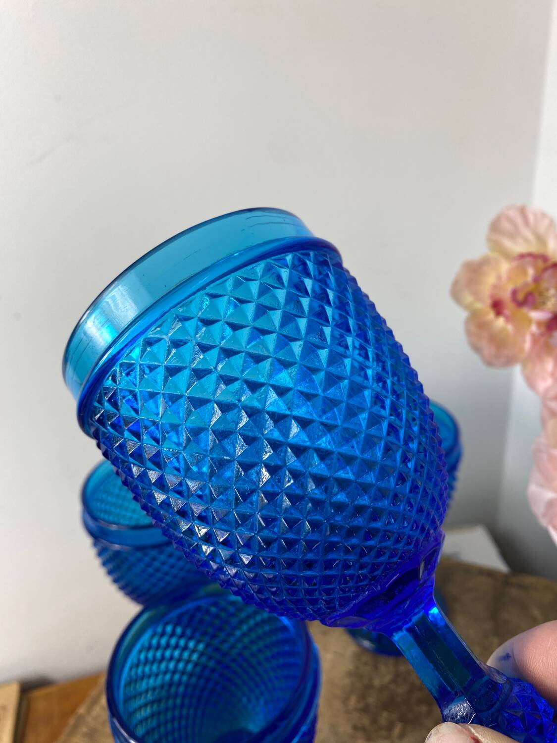 Casa Lopez Diamond-Tipped Wine Glasses