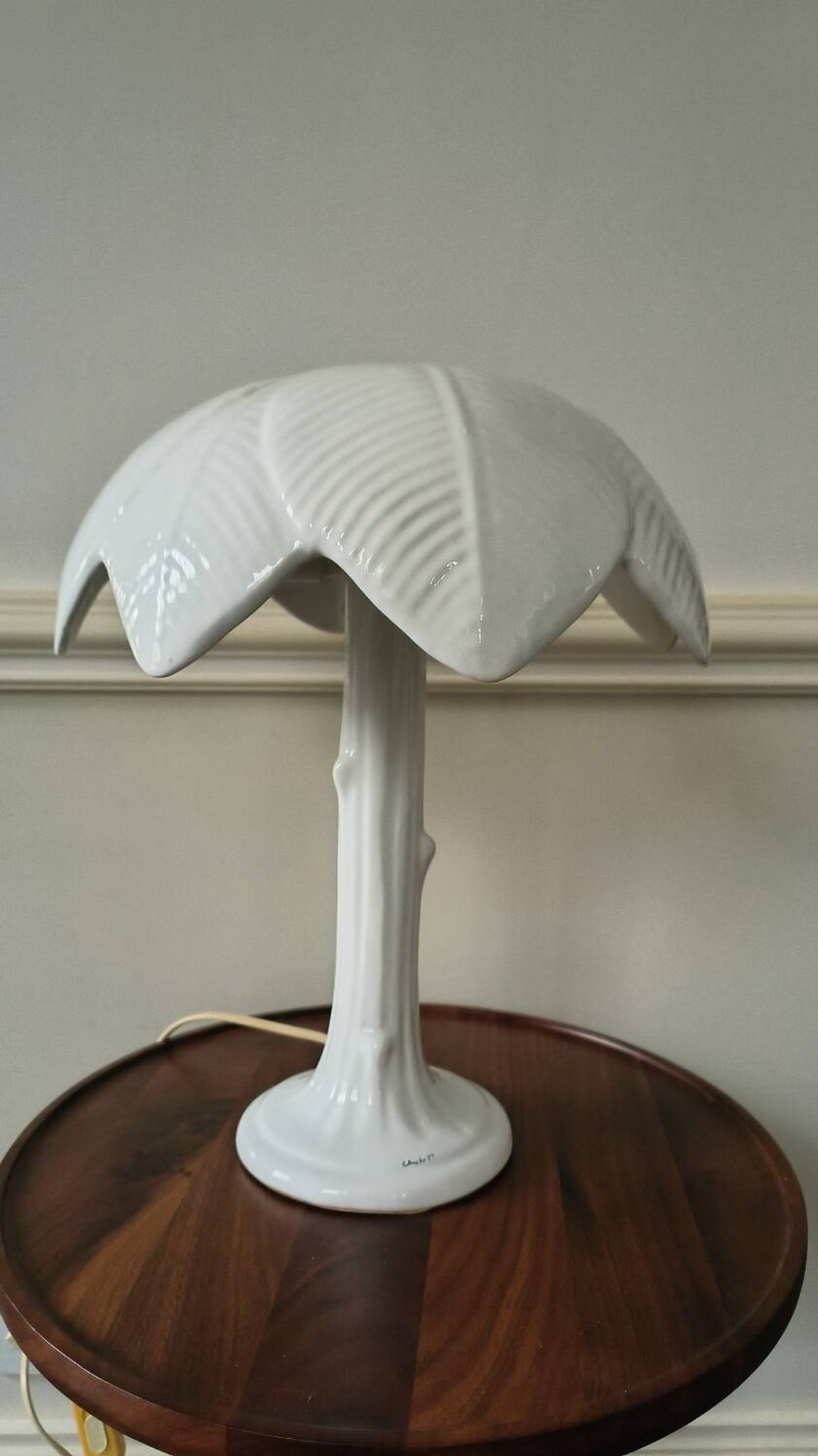 Ceramic palm lamp