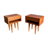Paire de tables de chevet style scandinave en teck vernis