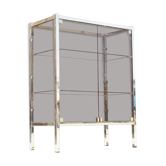 Vitrine basse post-moderne en laiton et verre fumé, 1970s