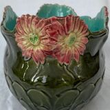 Vallauris-style dabbling gardener