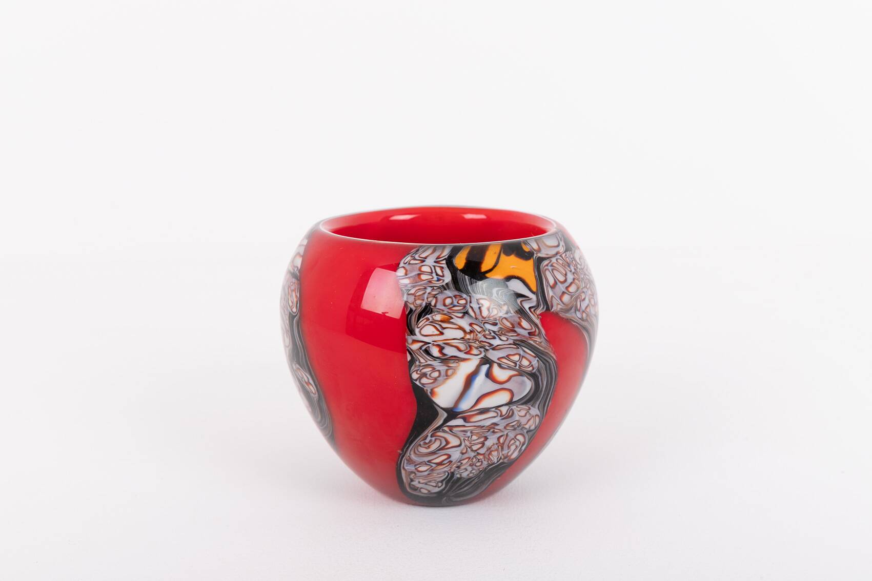 Spectacular Murano glass bowl, Italy 1980’s