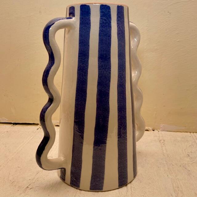 Graphic vase