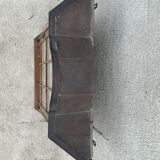 Display case to hang