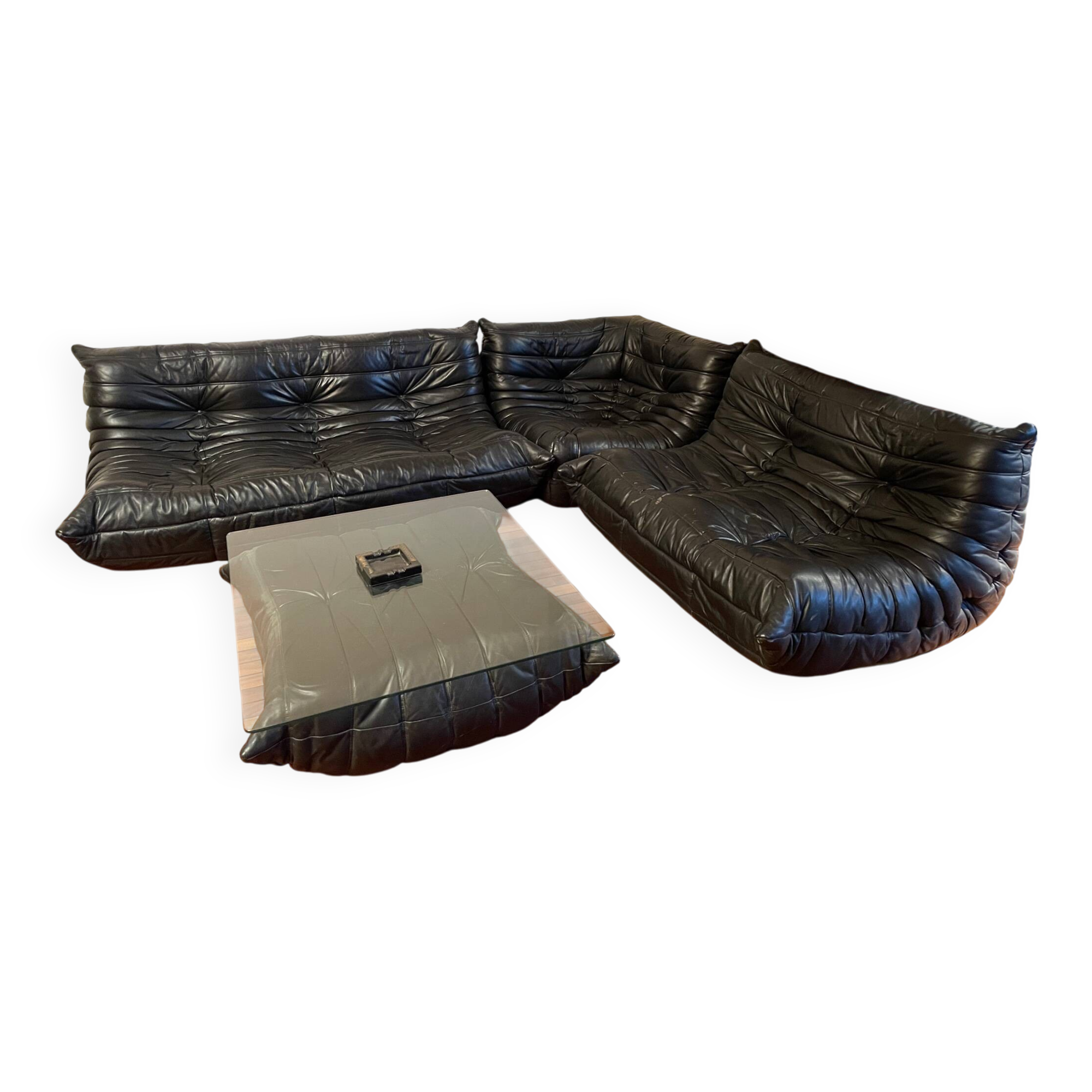 TOGO Canapé Set by Roset in black leather by Michel Ducaroy