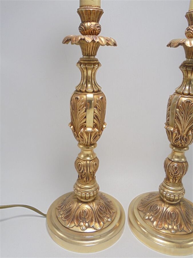 Pair of lamp legs