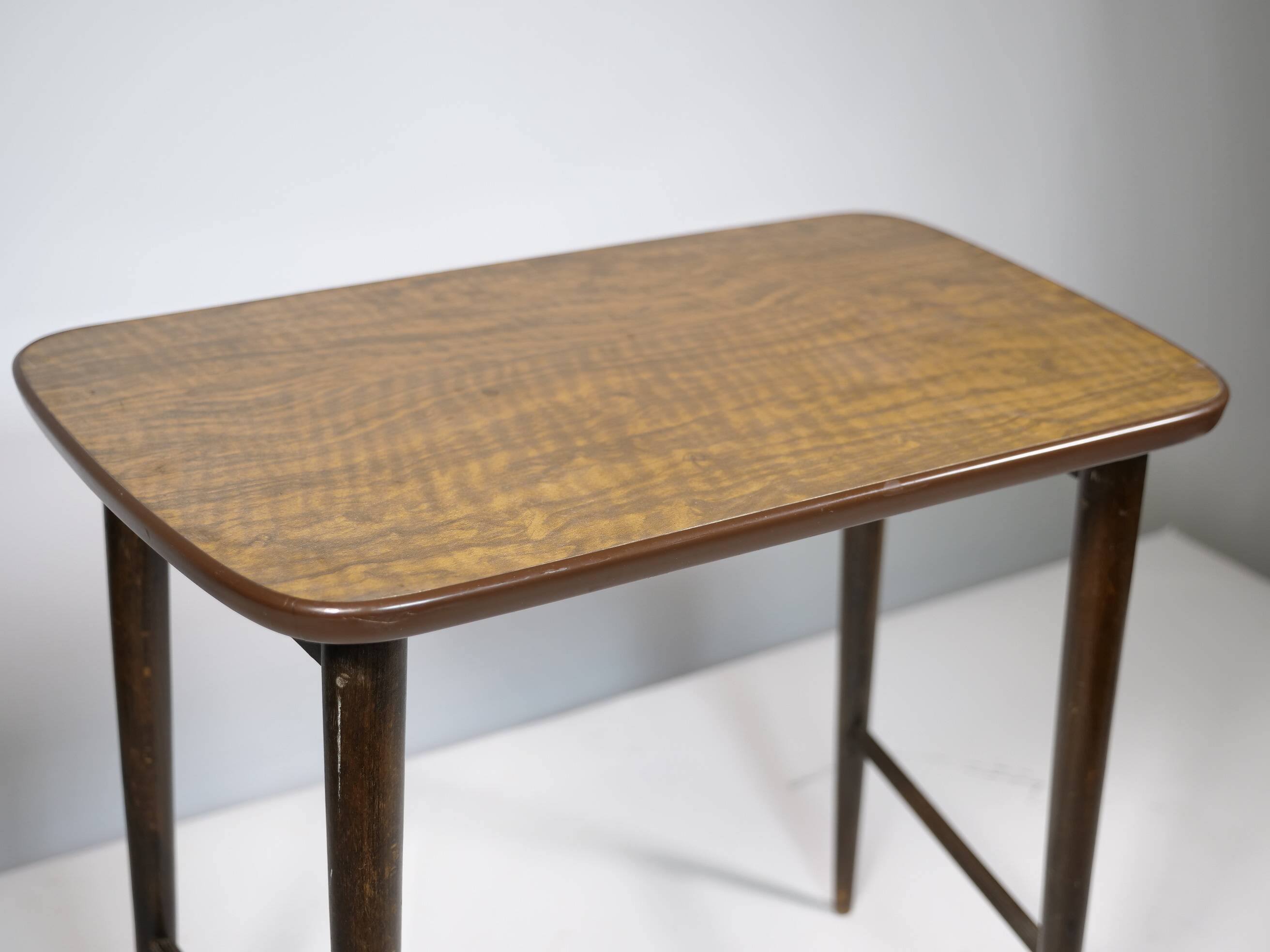 Table d'appoint en teck, années 1960
