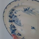 Plat ovale GIEN «Vol d’oiseaux». Vaisselle 1900 Art Nouveau.