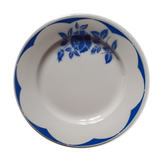 Plate decoration blue flower