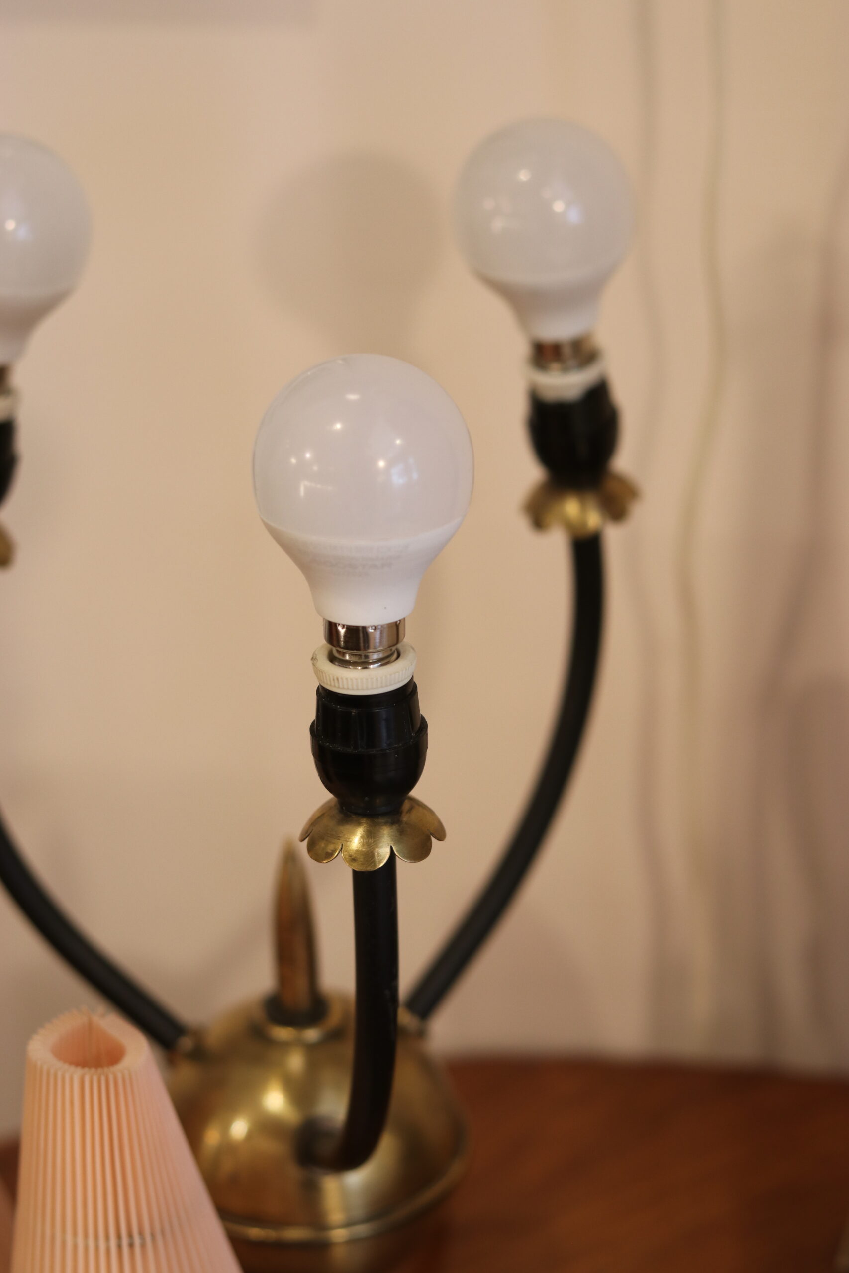 Table lamp from the early 1950s, brass sphere with spikes.